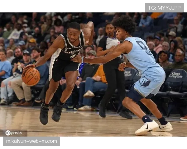 普罗斯珀17分9篮板灰熊新秀 杰克逊20分年轻核心持续成长展现潜力